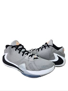 NIKE Zoom Freak 1 Sz 12 Atmosphere Grey/White/Orange/Black BQ5422-002